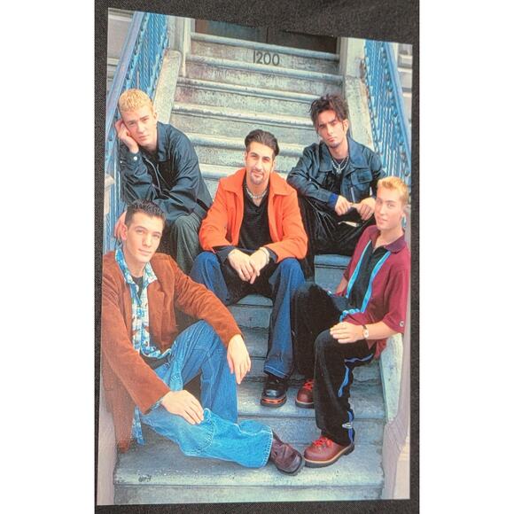NSYNC Memorabilia Lot Collectibles Boy Band Teen Photos Concert Pass CD Calendar - Picture 2 of 16